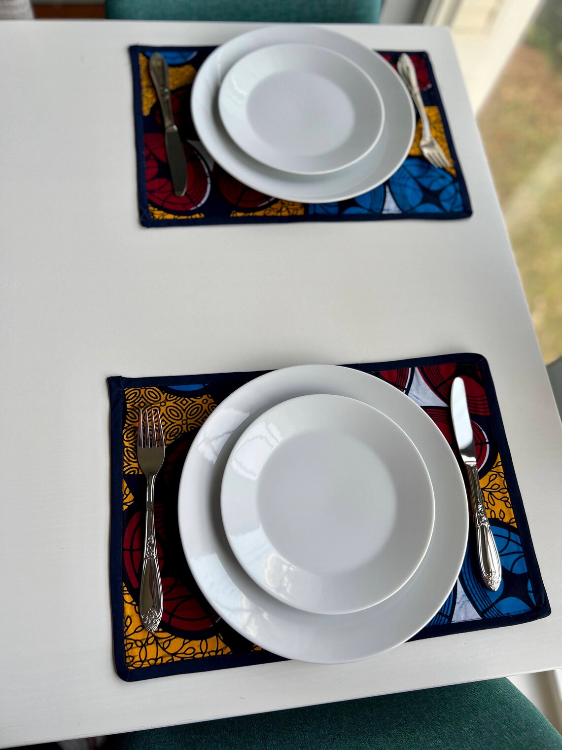 Set of 6 Two sided Placemats with Table Runner - Image 7