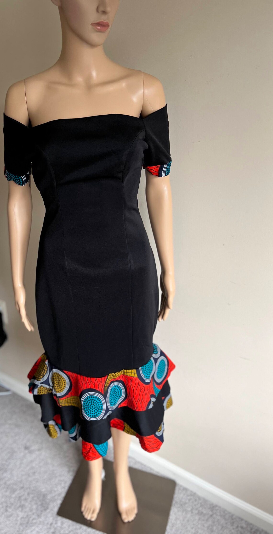 Black off Shoulder Body Con Dress - Image 6