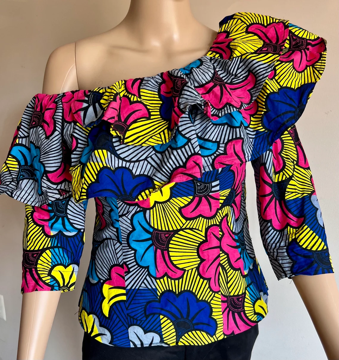 One Shoulder 3/4 Sleeve Top